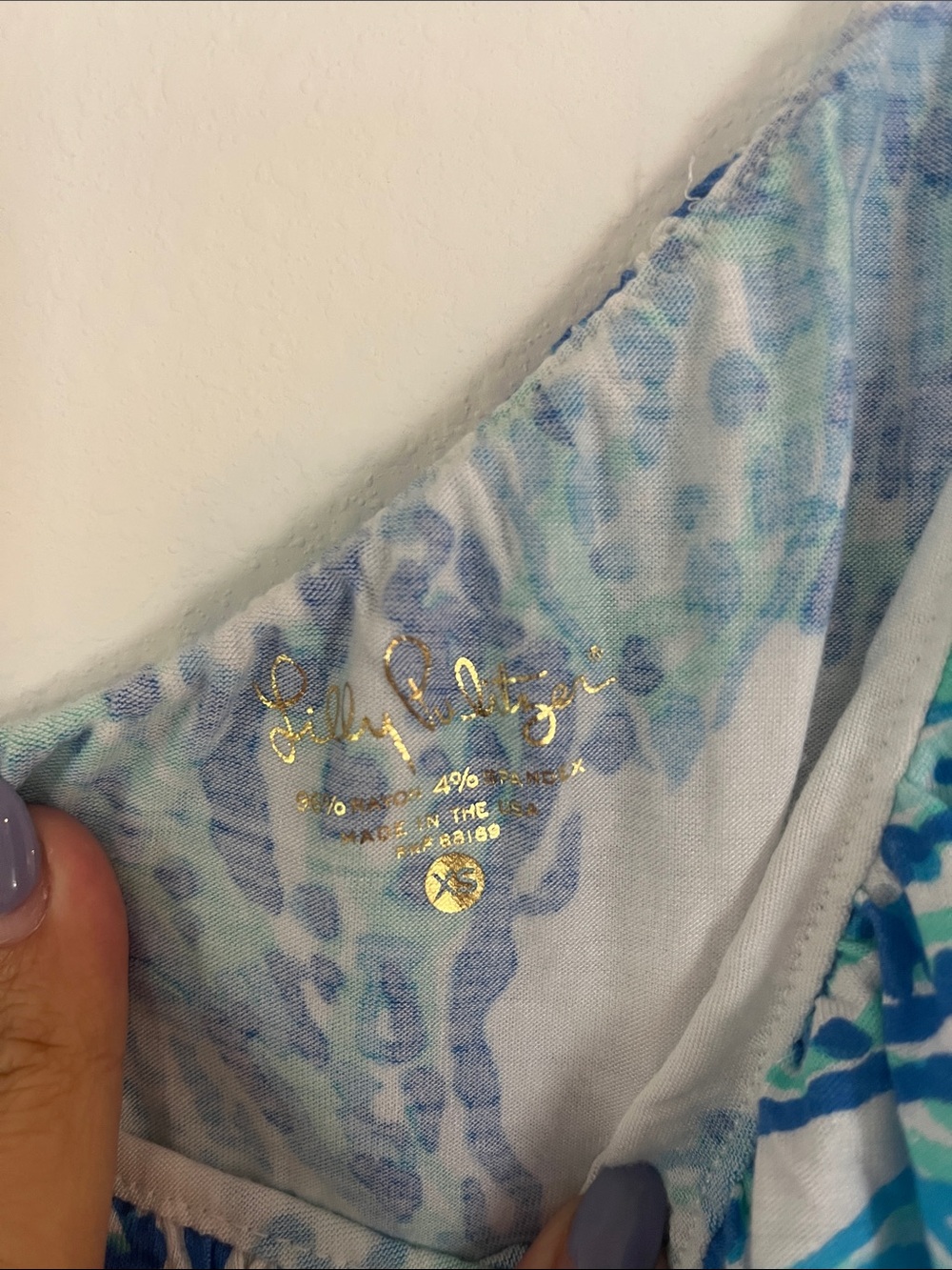 LILLY PULITZER Neveah One-Shoulder Ruffle Top in Resort White Barefoot Princess - Picture 3 of 4